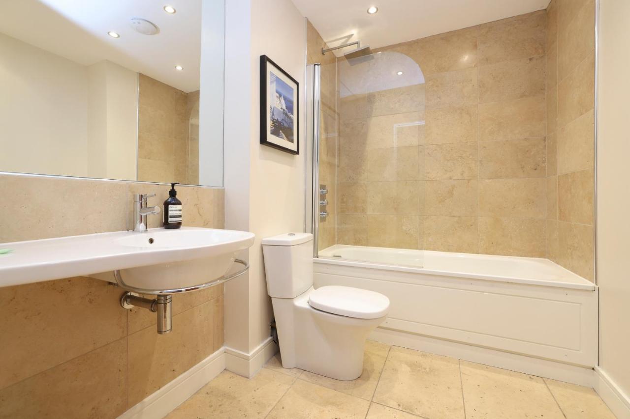 Joivy Spacious 2 Bed,2 Bath Flat, Free Parking And Rooftop Terrace Edinburgh Dış mekan fotoğraf