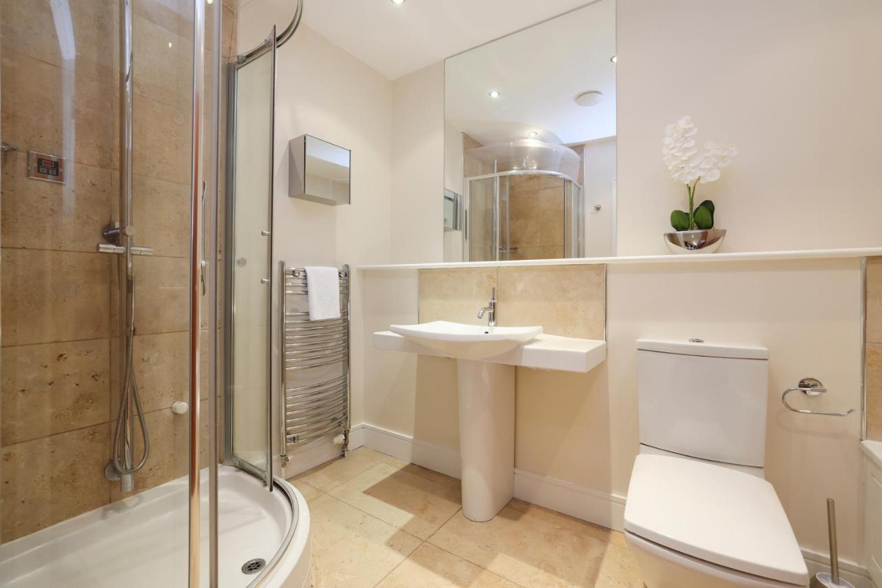 Joivy Spacious 2 Bed,2 Bath Flat, Free Parking And Rooftop Terrace Edinburgh Dış mekan fotoğraf