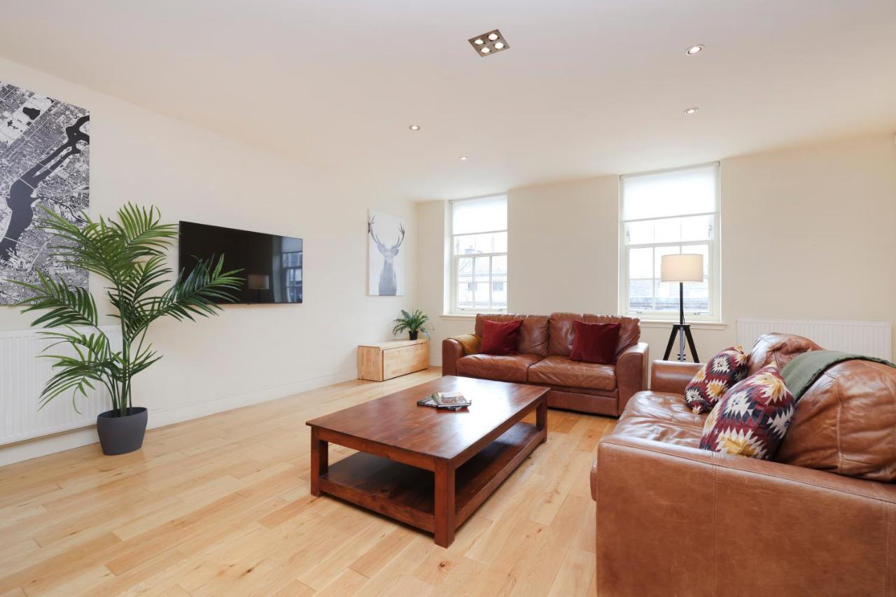 Joivy Spacious 2 Bed,2 Bath Flat, Free Parking And Rooftop Terrace Edinburgh Dış mekan fotoğraf